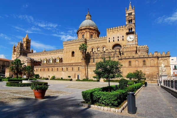 WALK TO MONREALE AND PALERMO